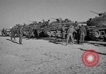 Immagine di Armored Combat training Mojave California USA, 1955, secondo 37 filmato di repertorio 65675067161