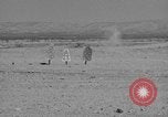 Immagine di Armored Combat training Mojave California USA, 1955, secondo 12 filmato di repertorio 65675067162