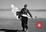 Immagine di Armored Combat training Mojave California USA, 1955, secondo 20 filmato di repertorio 65675067162