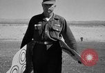 Immagine di Armored Combat training Mojave California USA, 1955, secondo 24 filmato di repertorio 65675067162