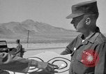 Immagine di Armored Combat training Mojave California USA, 1955, secondo 33 filmato di repertorio 65675067162