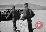 Immagine di Armored Combat training Mojave California USA, 1955, secondo 39 filmato di repertorio 65675067162