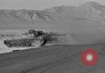 Image la formation de combat blindés Mojave California USA, 1955, de la seconde 54 séquences d'archives historiques vidéo 65675067163