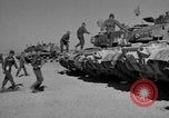 Image la formation de combat blindés Mojave California USA, 1955, de la seconde 36 séquences d'archives historiques vidéo 65675067164