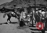 Immagine di Partecipanti Calico Mojave California USA, 1955, secondo 18 filmato di repertorio 65675067165