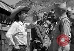 Immagine di Partecipanti Calico Mojave California USA, 1955, secondo 42 filmato di repertorio 65675067165