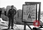 Immagine di Armored Combat training Mojave California USA, 1955, secondo 12 filmato di repertorio 65675067166