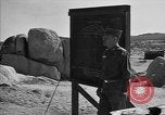 Immagine di Armored Combat training Mojave California USA, 1955, secondo 30 filmato di repertorio 65675067166