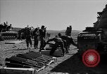 Image la formation de combat blindés Mojave California USA, 1955, de la seconde 21 séquences d'archives historiques vidéo 65675067167