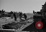 Image la formation de combat blindés Mojave California USA, 1955, de la seconde 25 séquences d'archives historiques vidéo 65675067167
