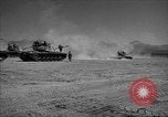 Image la formation de combat blindés Mojave California USA, 1955, de la seconde 28 séquences d'archives historiques vidéo 65675067167