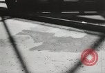 Immagine di Conseguenze dell'attacco di Pearl Harbor Hawaii USA, 1941, secondo 32 filmato di repertorio 65675067187