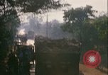 Image camions chargés avec du riz Vietnam, 1968, de la seconde 10 séquences d'archives historiques vidéo 65675067226