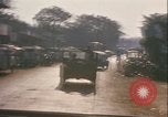 Image camions chargés avec du riz Vietnam, 1968, de la seconde 20 séquences d'archives historiques vidéo 65675067226