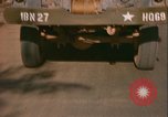 Image camions chargés avec du riz Vietnam, 1968, de la seconde 46 séquences d'archives historiques vidéo 65675067226