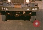 Image camions chargés avec du riz Vietnam, 1968, de la seconde 47 séquences d'archives historiques vidéo 65675067226