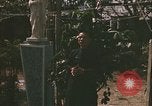 Image Père John Hien Vietnam, 1968, de la seconde 19 séquences d'archives historiques vidéo 65675067227