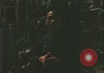 Image Père John Hien Vietnam, 1968, de la seconde 27 séquences d'archives historiques vidéo 65675067227