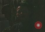 Image Père John Hien Vietnam, 1968, de la seconde 45 séquences d'archives historiques vidéo 65675067227