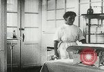 Immagine di Spazio sovietica la ricerca utilizzando i canini Unione Sovietica, 1957, secondo 8 filmato di repertorio 65675067229