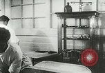 Immagine di Spazio sovietica la ricerca utilizzando i canini Unione Sovietica, 1957, secondo 12 filmato di repertorio 65675067229