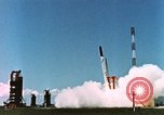 Standbild Rakete startet United States USA, 1963, aus Sekunde 45 historischem Filmmaterial Videoclip 65675067241