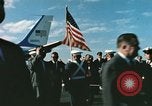 Standbild Präsident John Kennedy touring NASA-Einrichtungen United States USA, 1963, aus Sekunde 57 historischem Filmmaterial Videoclip 65675067244