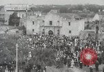 Standbild 100 Jahrestag der Alamo's fallen San Antonio Texas USA, 1936, aus Sekunde 10 historischem Filmmaterial Videoclip 65675067256