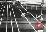 Standbild Golden Gate Bridge United States USA, 1933, aus Sekunde 58 historischem Filmmaterial Videoclip 65675067268