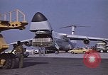 Standbild Luftbrücke Lod Tel Aviv Israel, 1973, aus Sekunde 4 historischem Filmmaterial Videoclip 65675067280