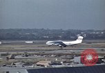 Standbild Luftbrücke Lod Tel Aviv Israel, 1973, aus Sekunde 26 historischem Filmmaterial Videoclip 65675067281