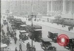 Image New York Public Library de la 5e Avenue et la 42e Rue Columbus Circle New York United States USA, 1915, de la seconde 8 séquences d'archives historiques vidéo 65675067289