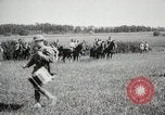 Standbild 3 Infanterie Division Coupray Frankreich, 1918, aus Sekunde 26 historischem Filmmaterial Videoclip 65675067297