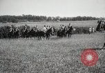 Standbild 3 Infanterie Division Coupray Frankreich, 1918, aus Sekunde 27 historischem Filmmaterial Videoclip 65675067297