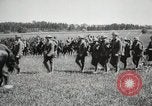 Standbild 3 Infanterie Division Coupray Frankreich, 1918, aus Sekunde 39 historischem Filmmaterial Videoclip 65675067297