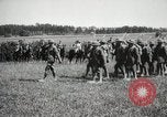 Standbild 3 Infanterie Division Coupray Frankreich, 1918, aus Sekunde 46 historischem Filmmaterial Videoclip 65675067297