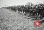 Standbild 38 Infanterie Regiment Coupray Frankreich, 1918, aus Sekunde 30 historischem Filmmaterial Videoclip 65675067298