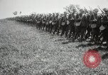 Standbild 38 Infanterie Regiment Coupray Frankreich, 1918, aus Sekunde 62 historischem Filmmaterial Videoclip 65675067298