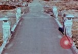 Image Relevé des dommages physiques couleur à Hiroshima Hiroshima au Japon, 1946, de la seconde 11 séquences d'archives historiques vidéo 65675067350