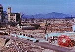 Image Relevé des dommages physiques couleur à Hiroshima Hiroshima au Japon, 1946, de la seconde 45 séquences d'archives historiques vidéo 65675067350