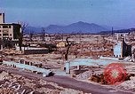 Image Relevé des dommages physiques couleur à Hiroshima Hiroshima au Japon, 1946, de la seconde 47 séquences d'archives historiques vidéo 65675067350