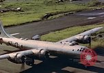 Standbild B-29s auf Saipan Saipan, 1945, aus Sekunde 9 historischem Filmmaterial Videoclip 65675067352