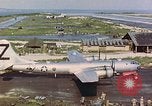 Standbild B-29s auf Saipan Saipan, 1945, aus Sekunde 26 historischem Filmmaterial Videoclip 65675067352