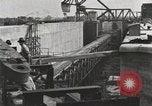 Image construction de canal New Orleans Louisiana USA, 1923, de la seconde 53 séquences d'archives historiques vidéo 65675067370