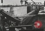 Image construction de canal New Orleans Louisiana USA, 1923, de la seconde 54 séquences d'archives historiques vidéo 65675067370