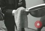 Standbild Golden konkrete Zeremonie Hollywood Los Angeles California USA, 1967, aus Sekunde 56 historischem Filmmaterial Videoclip 65675067381