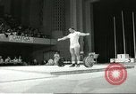 Standbild Gewichtheben Wettbewerb Winnipeg Kanada, 1967, aus Sekunde 7 historischem Filmmaterial Videoclip 65675067384