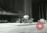 Standbild Gewichtheben Wettbewerb Winnipeg Kanada, 1967, aus Sekunde 16 historischem Filmmaterial Videoclip 65675067384
