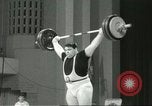 Standbild Gewichtheben Wettbewerb Winnipeg Kanada, 1967, aus Sekunde 44 historischem Filmmaterial Videoclip 65675067384