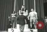 Standbild Gewichtheben Wettbewerb Winnipeg Kanada, 1967, aus Sekunde 49 historischem Filmmaterial Videoclip 65675067384
